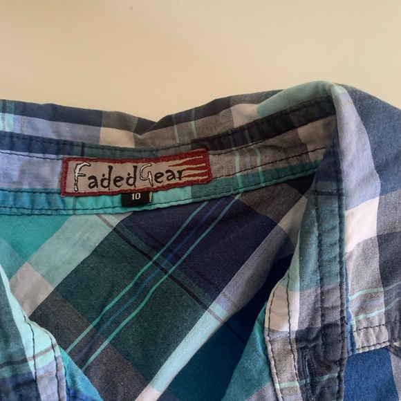 Cat & Jack Kids Casual Plaid Shirt - Blue and Green - Picture 10 of 15